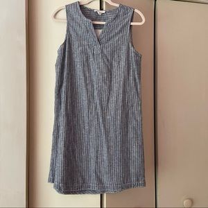beachlunchlounge blue chambray shift…